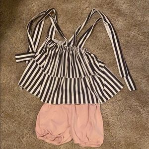 Cute striped summer outfit